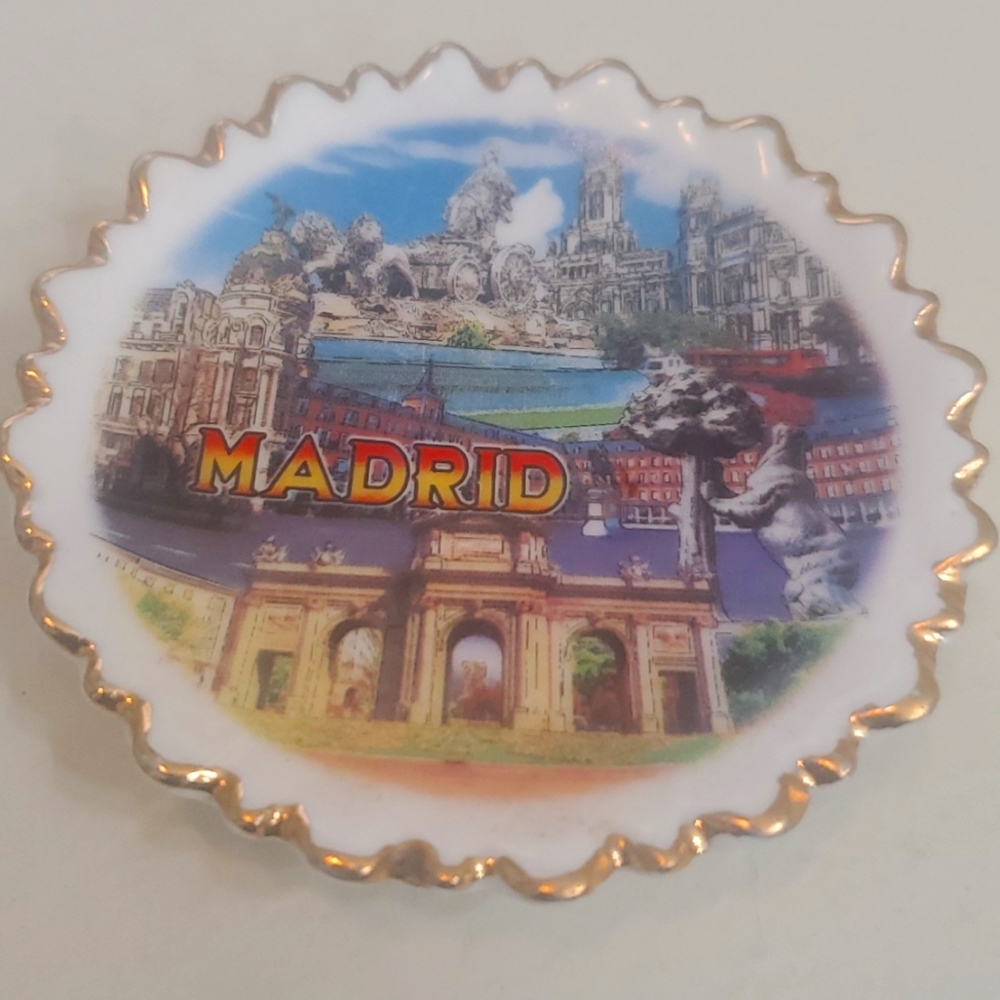 Madrid Magnet